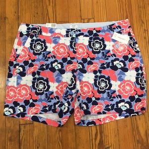 NWT Crown and Ivy Shorts